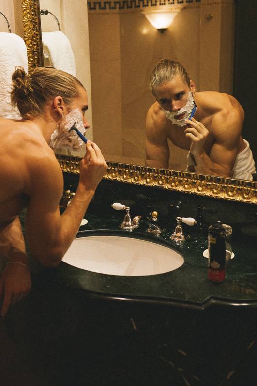‘Room service’ ft Lucas Whitesmith — image 17