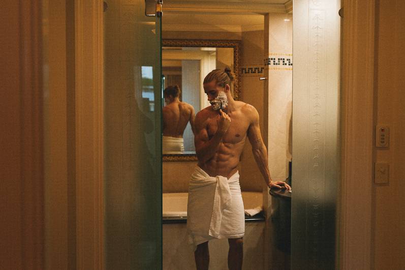 ‘Room service’ ft Lucas Whitesmith — image 18