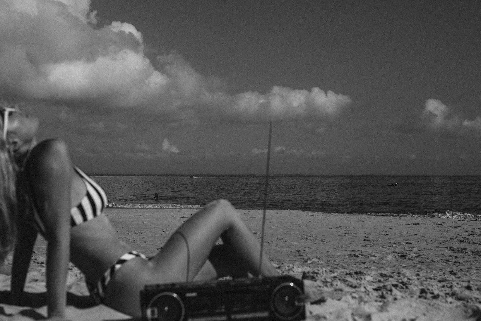 ‘Beach dayz’ ft Candice Linton — image 28