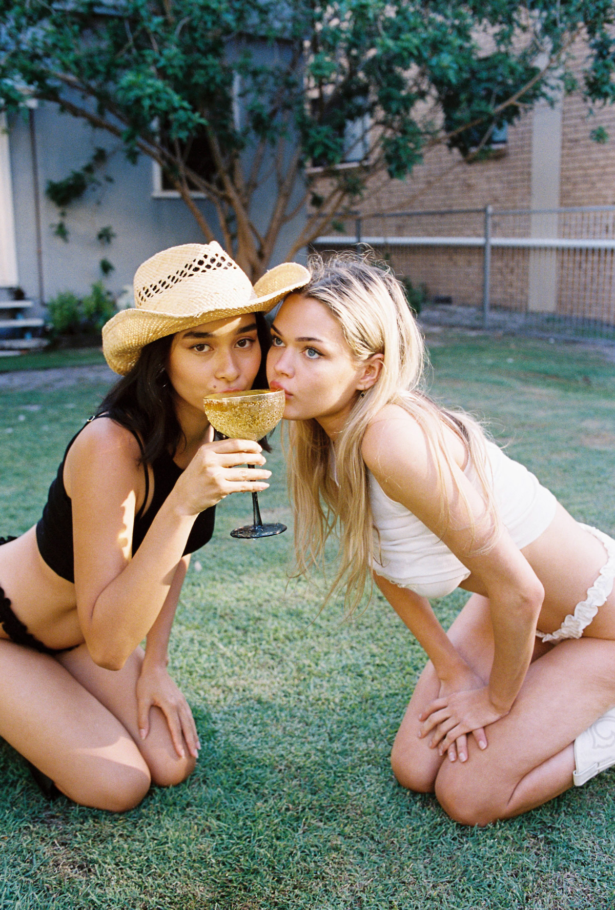 ‘In ti Mate’ with Mane intimates — image 5