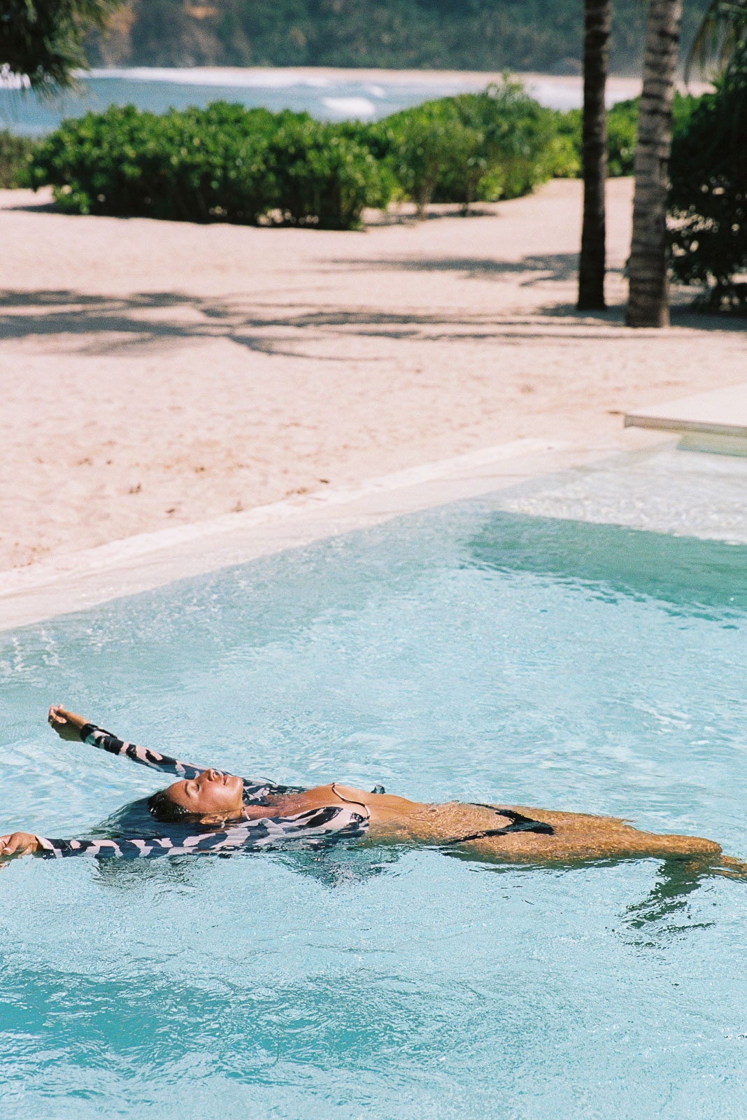 ‘Bare heat’ ft Nathalya Cabral — image 17