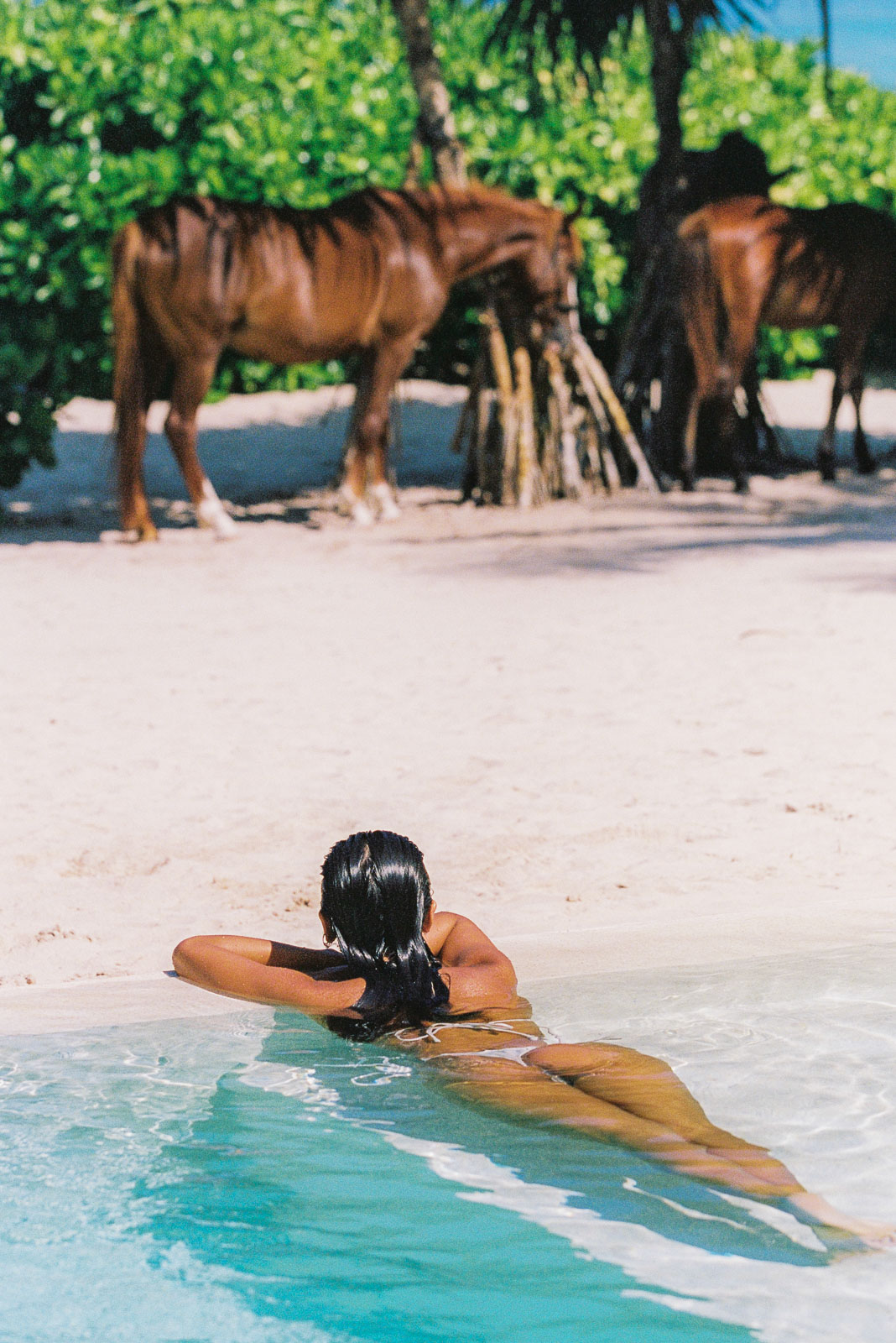 ‘Bare heat’ ft Nathalya Cabral — image 13